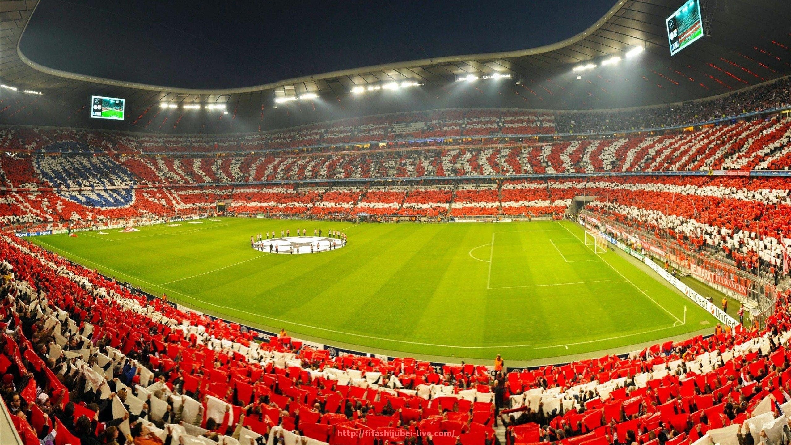 世俱杯直播-2007年欧冠米兰对阵曼联的较量及卡卡的神级发挥